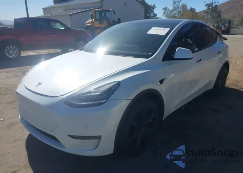 2020 Tesla Model Y Long Range Dual Motor All-Wheel Drive from USA, damaged, VIN 5YJYGDEE8LF015281